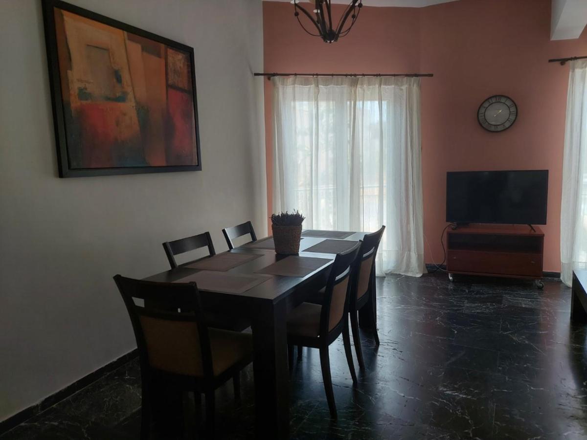 Πιθοσ Ενοικιαζομενη Κατοικια Villa Kalamata Exteriör bild